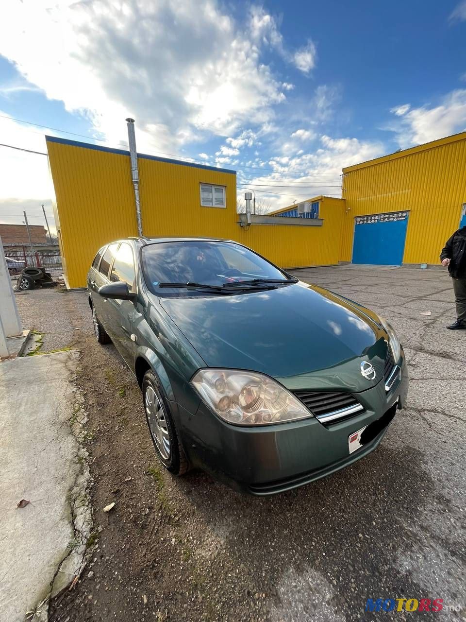 2002' Nissan Primera photo #1
