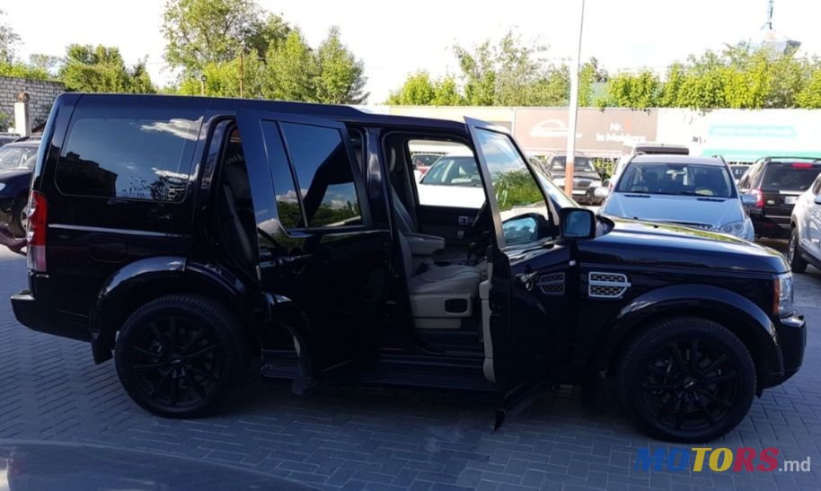 2011' Land Rover Discovery photo #1