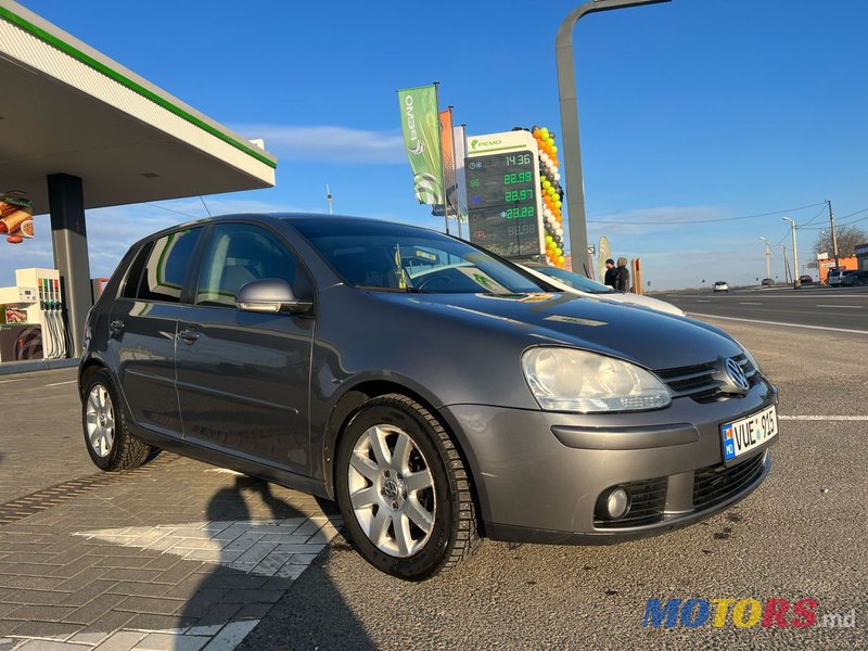 2008' Volkswagen Golf photo #1