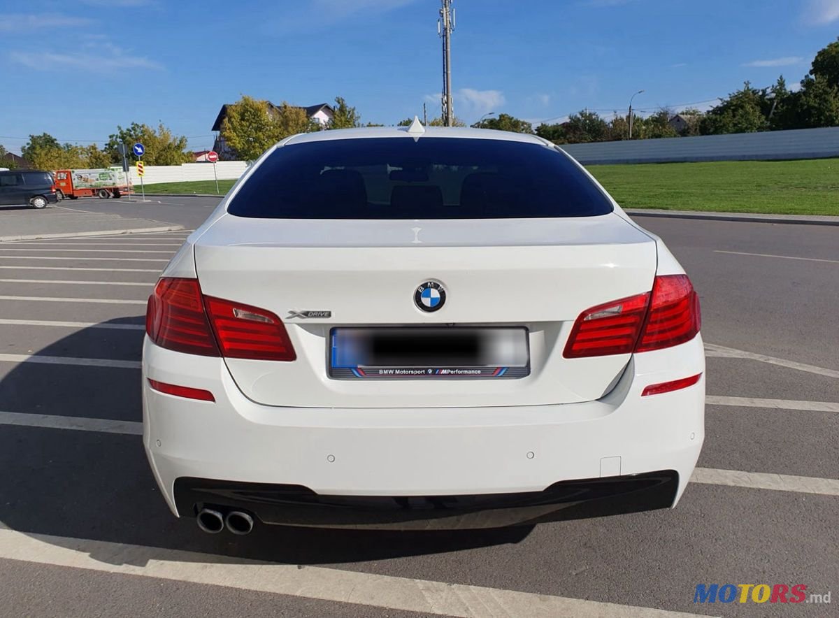 2015' BMW 5 Series photo #2