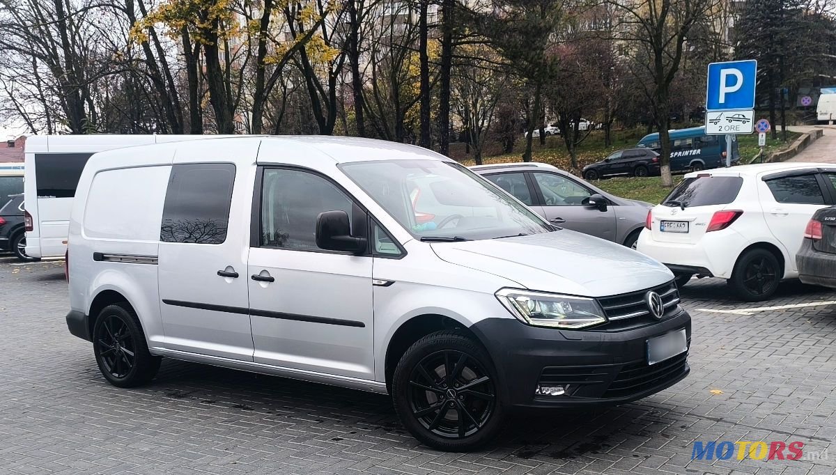 2015' Volkswagen Caddy photo #3