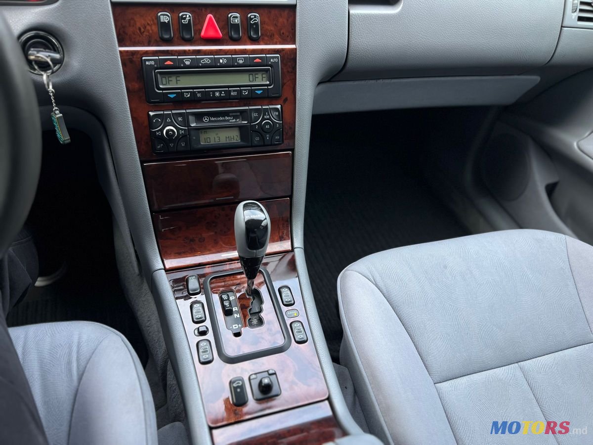 2000' Mercedes-Benz E-Class photo #3