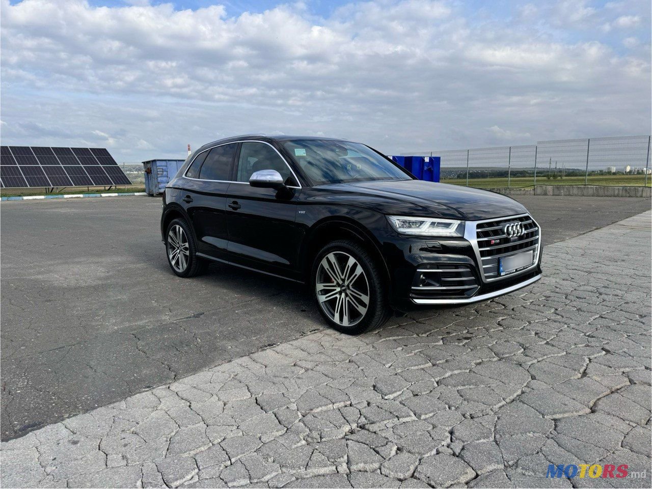 2019' Audi SQ5 photo #4