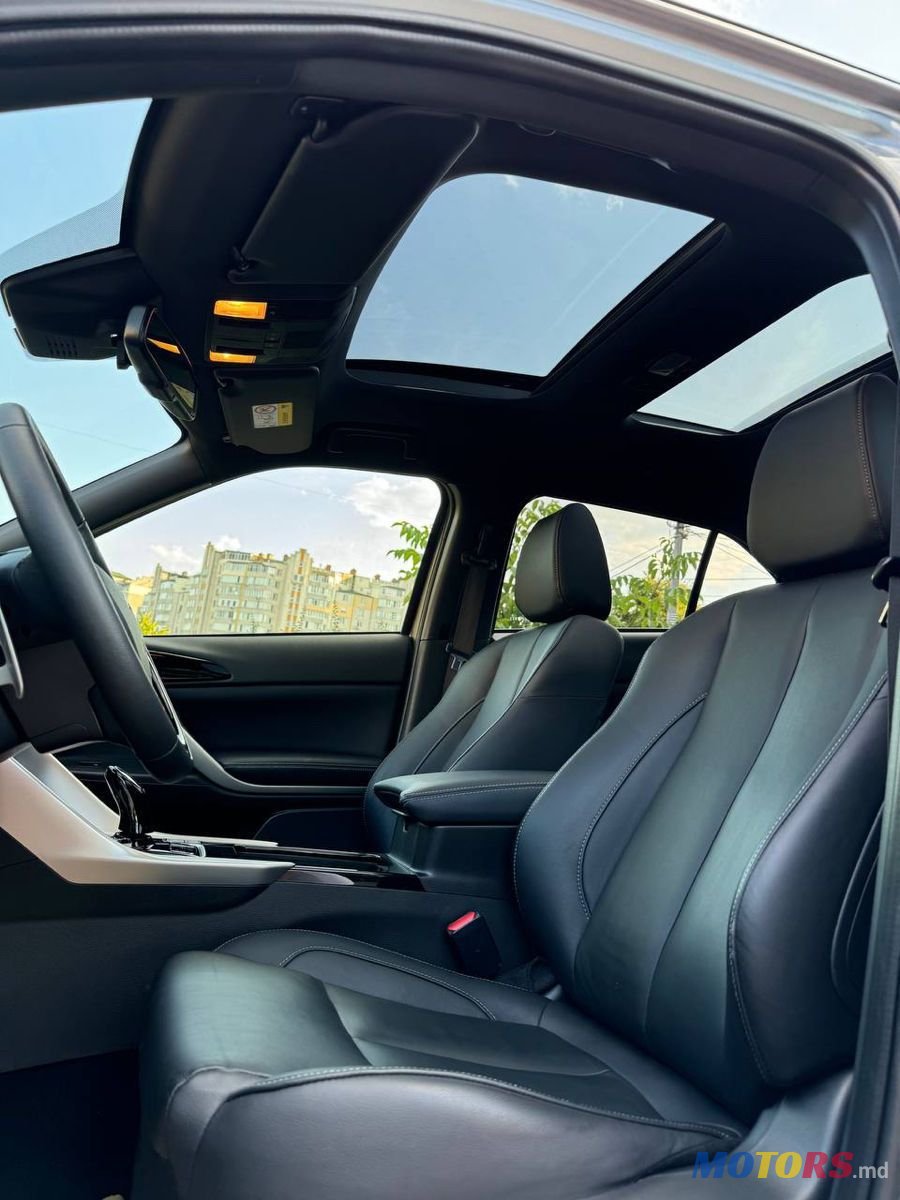 2021' Mitsubishi Eclipse Cross photo #5