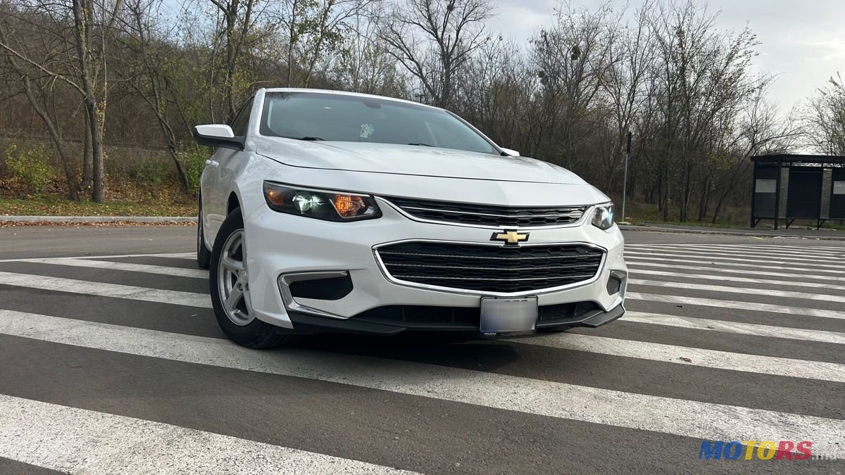 2016' Chevrolet Malibu photo #2
