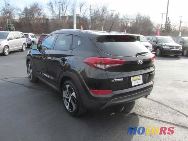 2016' Hyundai Tucson photo #5