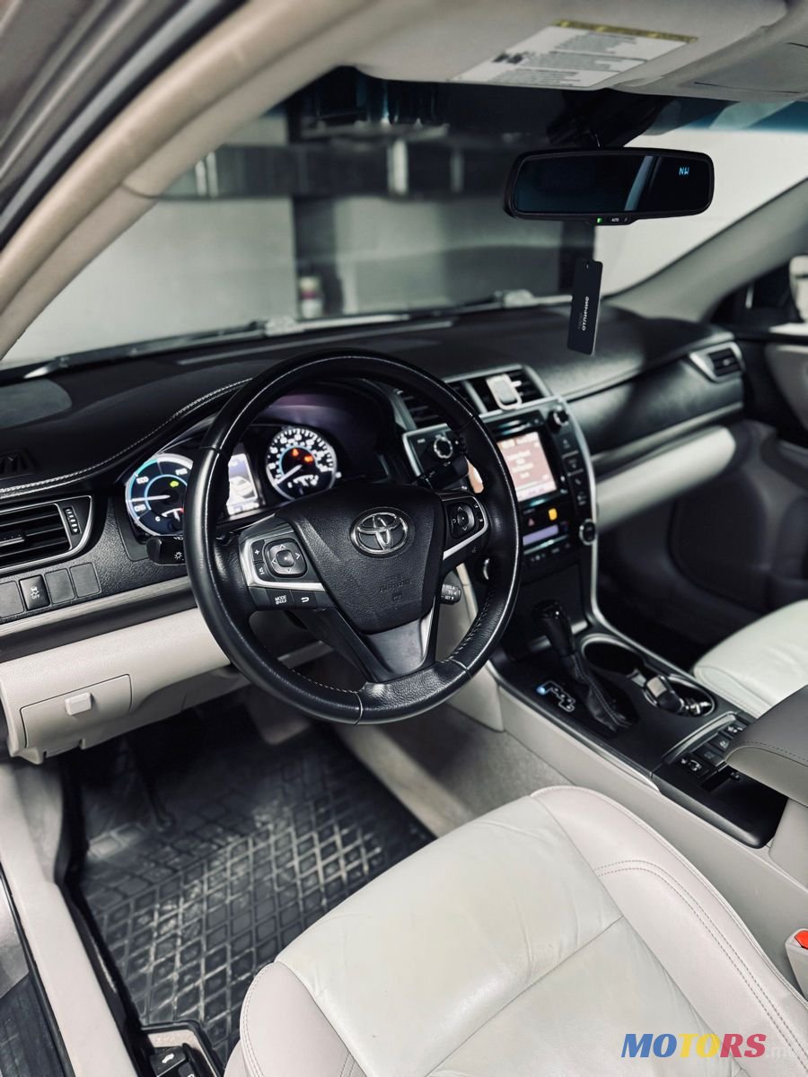 2017' Toyota Camry photo #5