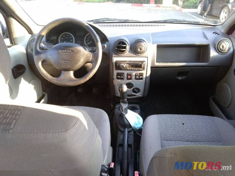 2010' Dacia Logan photo #4