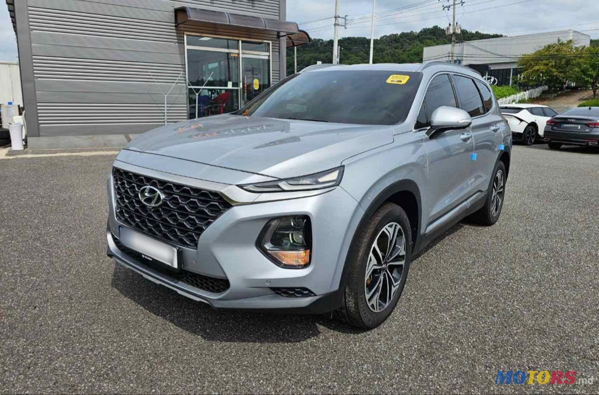 2018' Hyundai Santa Fe photo #1