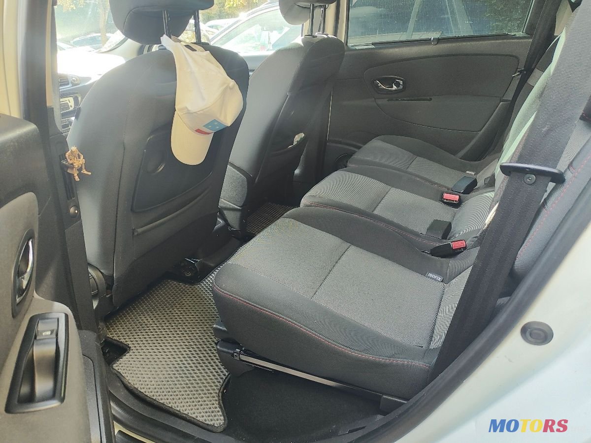 2014' Renault Grand Scenic photo #6