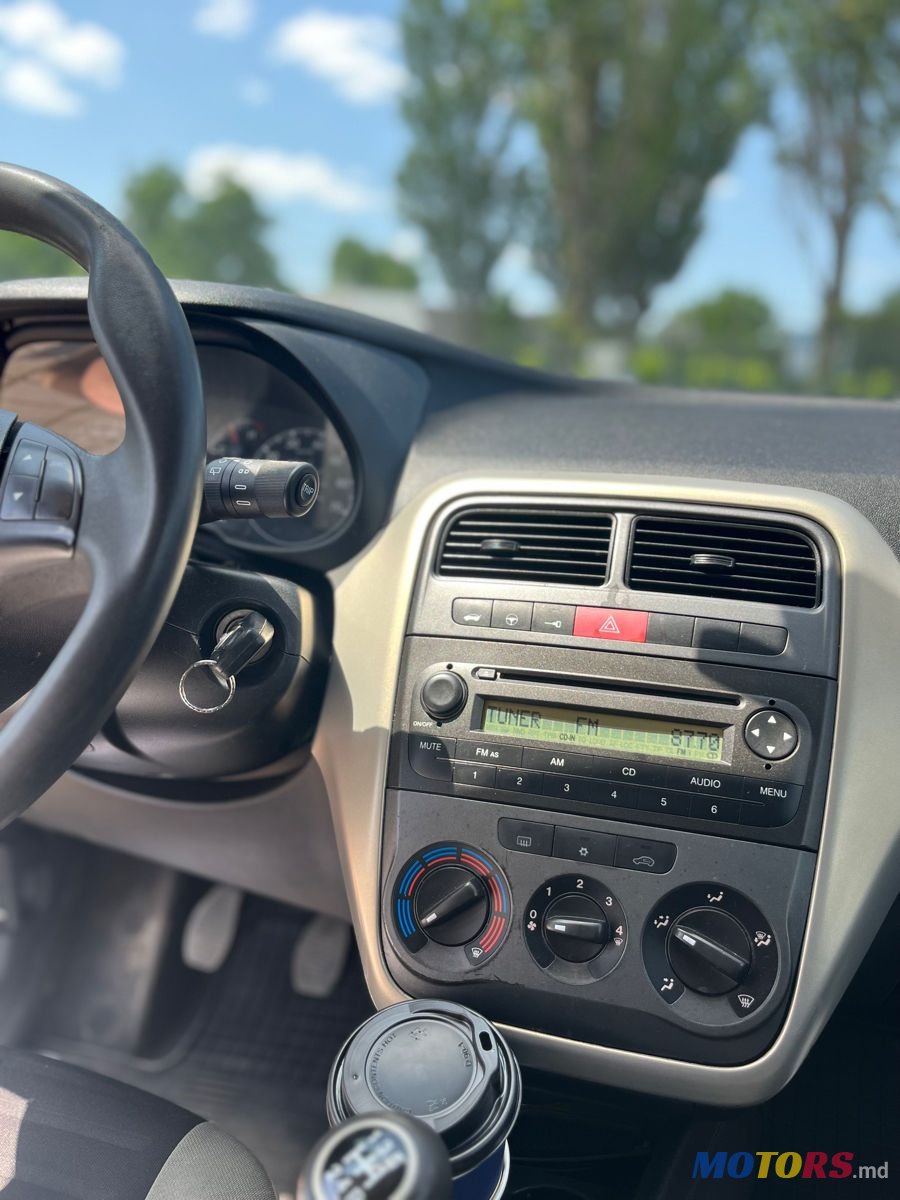 2007' Fiat Punto photo #2