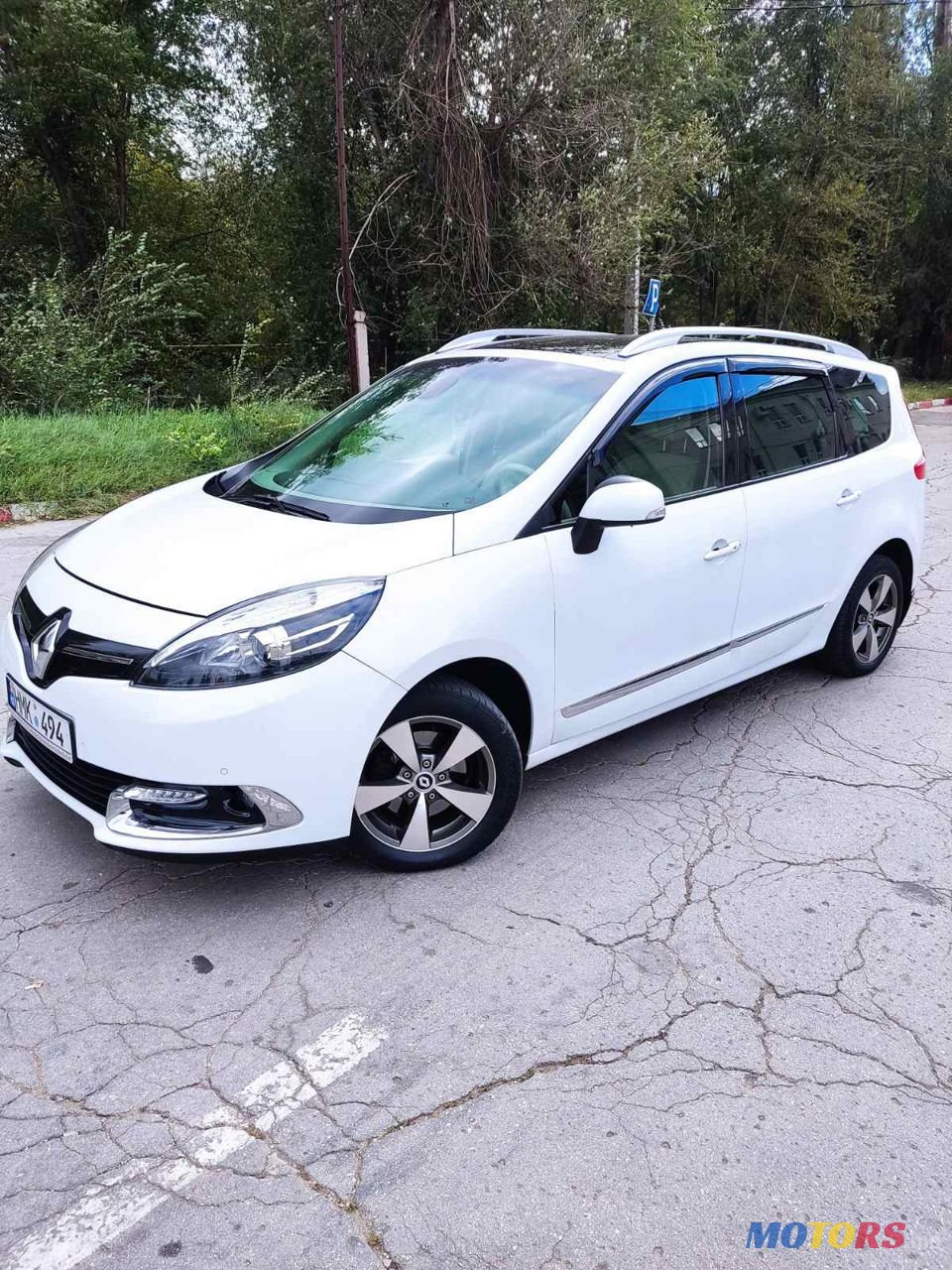 2014' Renault Scenic photo #1