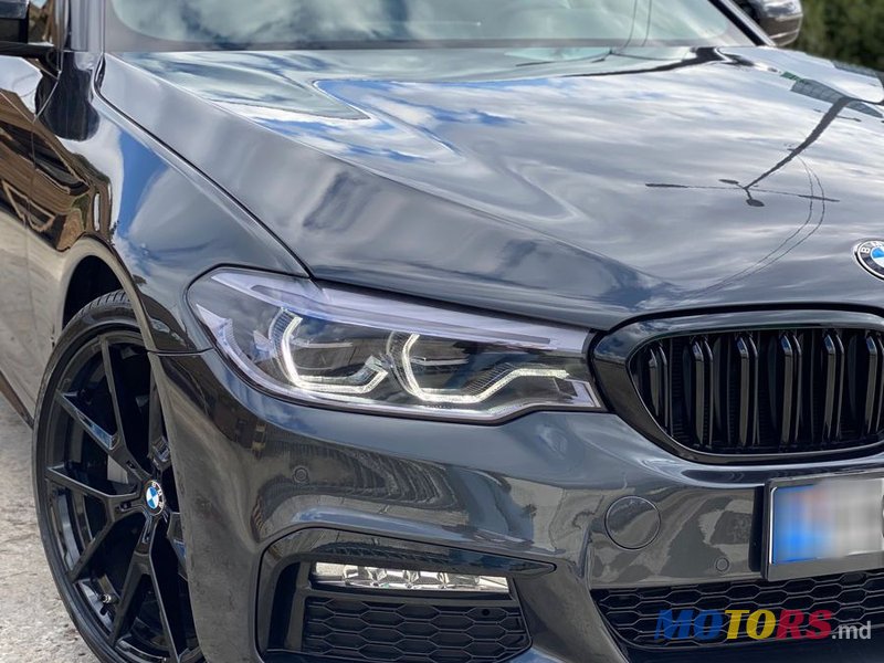 2018' BMW 5 Series photo #1