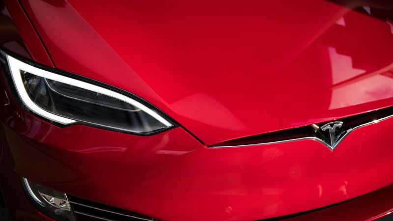 For the first time, Tesla outsells European luxury brands in Europe