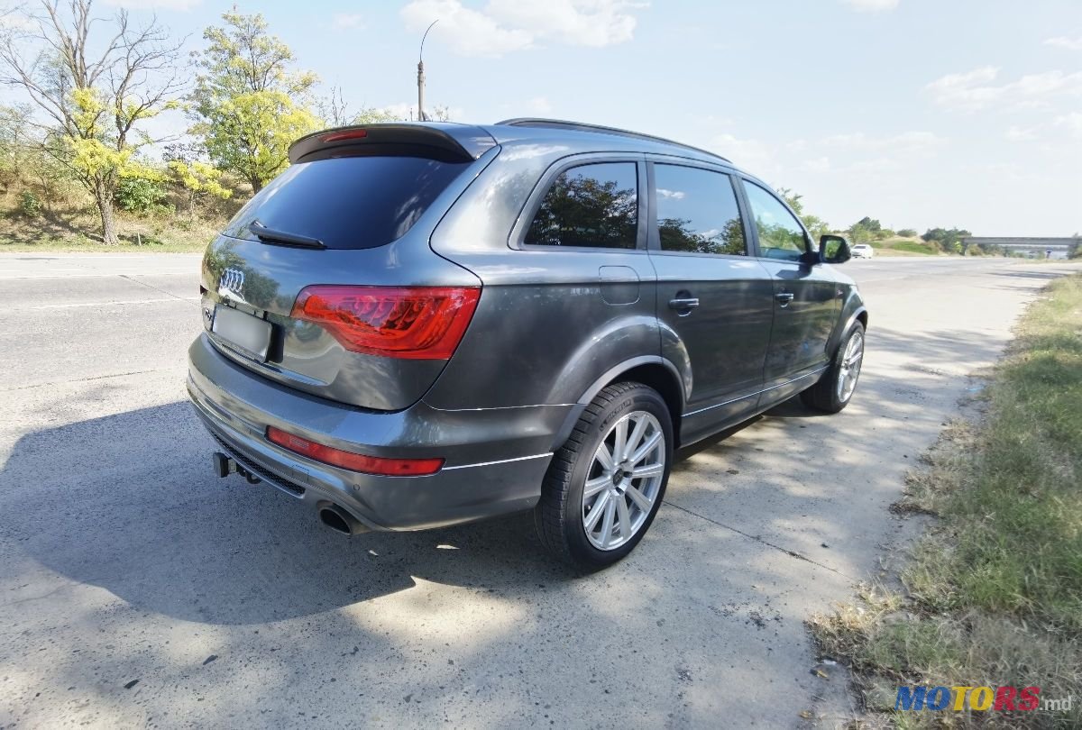 2013' Audi Q7 photo #6