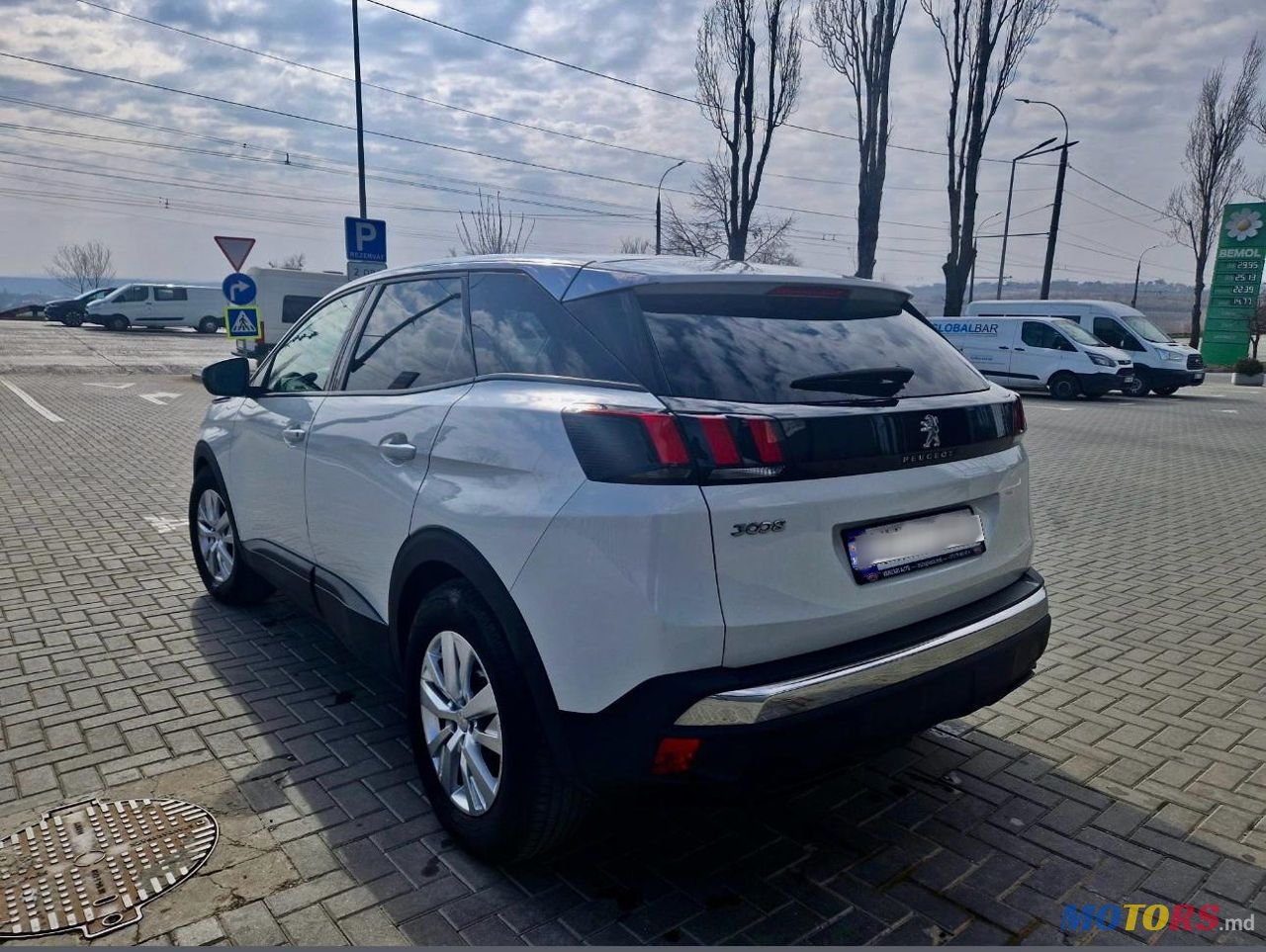 2018' Peugeot 3008 photo #6