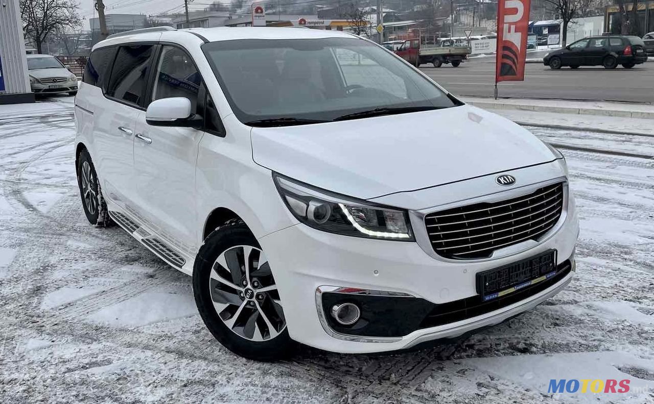 2017' Kia Carnival photo #1