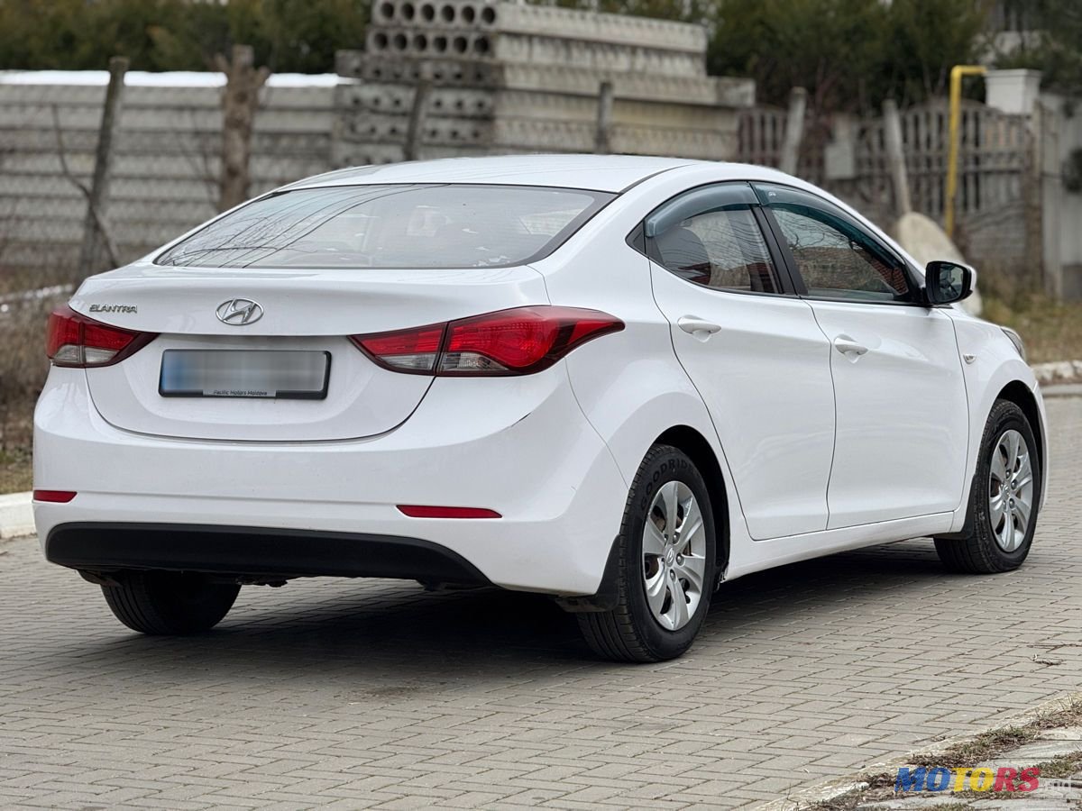 2014' Hyundai Elantra photo #5