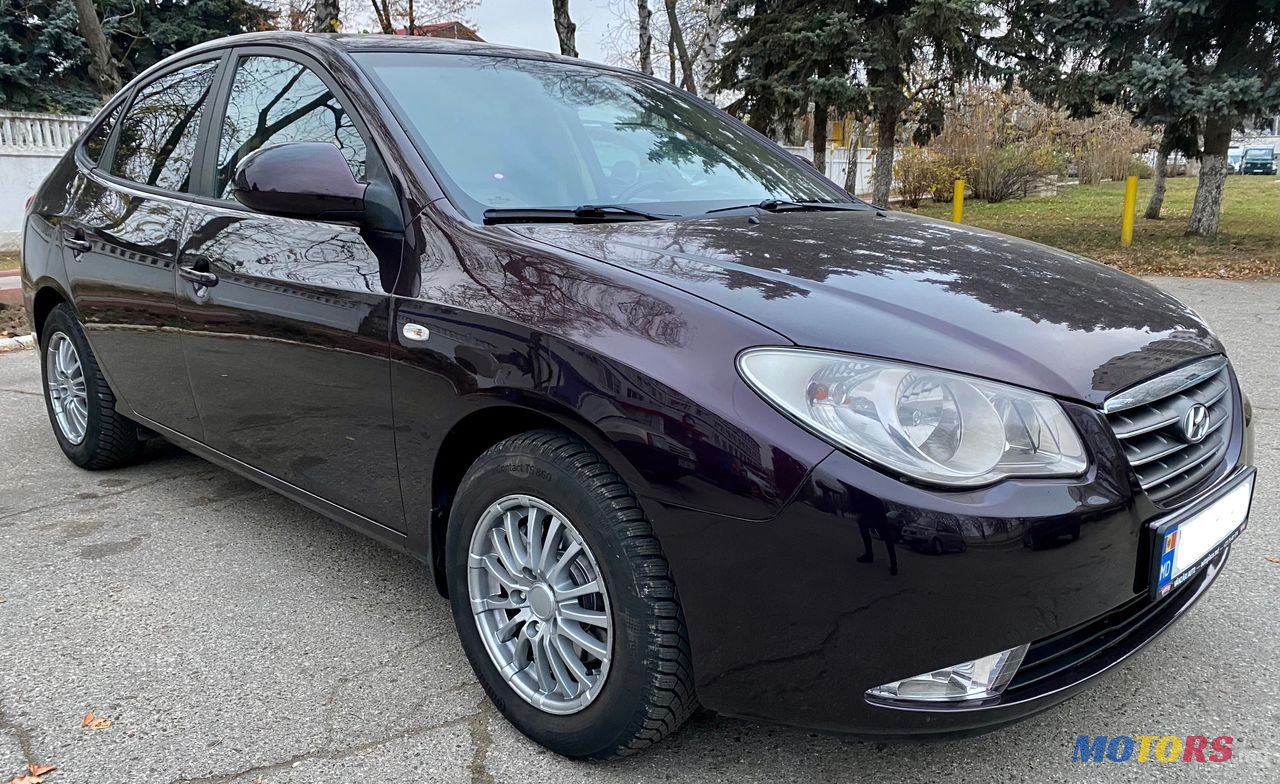 2009' Hyundai Elantra photo #3