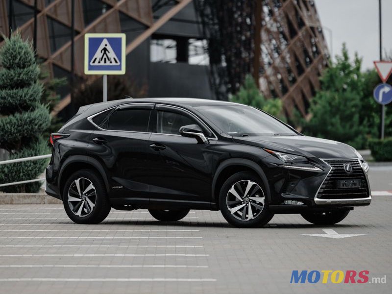 2017' Lexus Nx Series photo #3