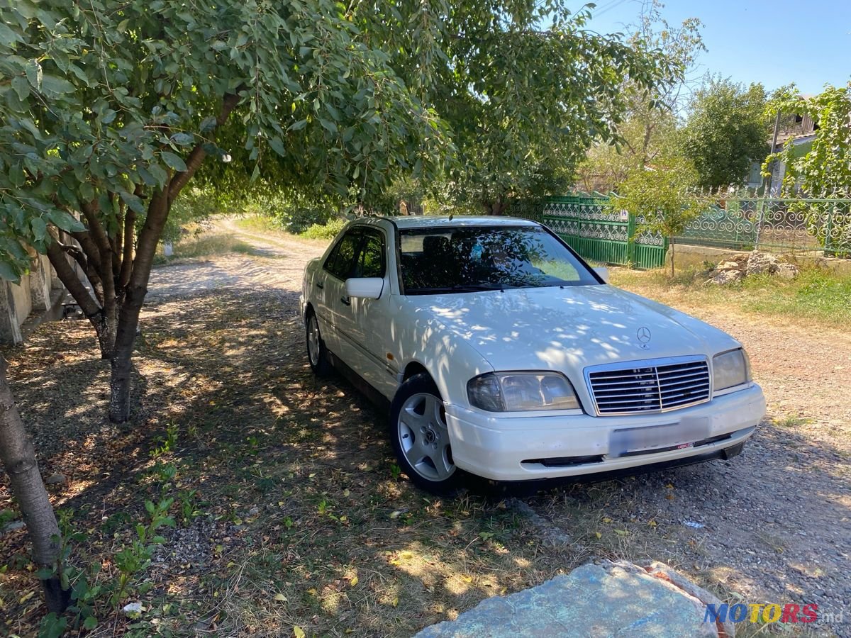 1995' Mercedes-Benz C-Class photo #1
