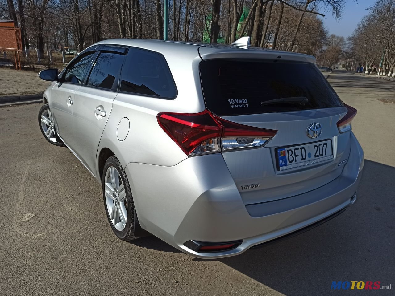 2016' Toyota Auris photo #3