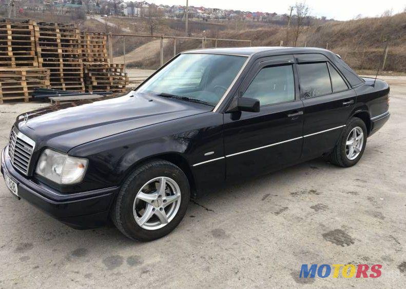 1994' Mercedes-Benz E photo #1