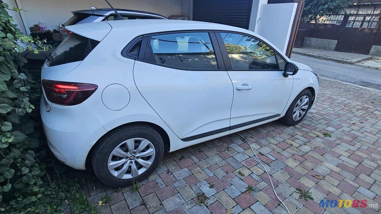 2022' Renault Clio photo #2