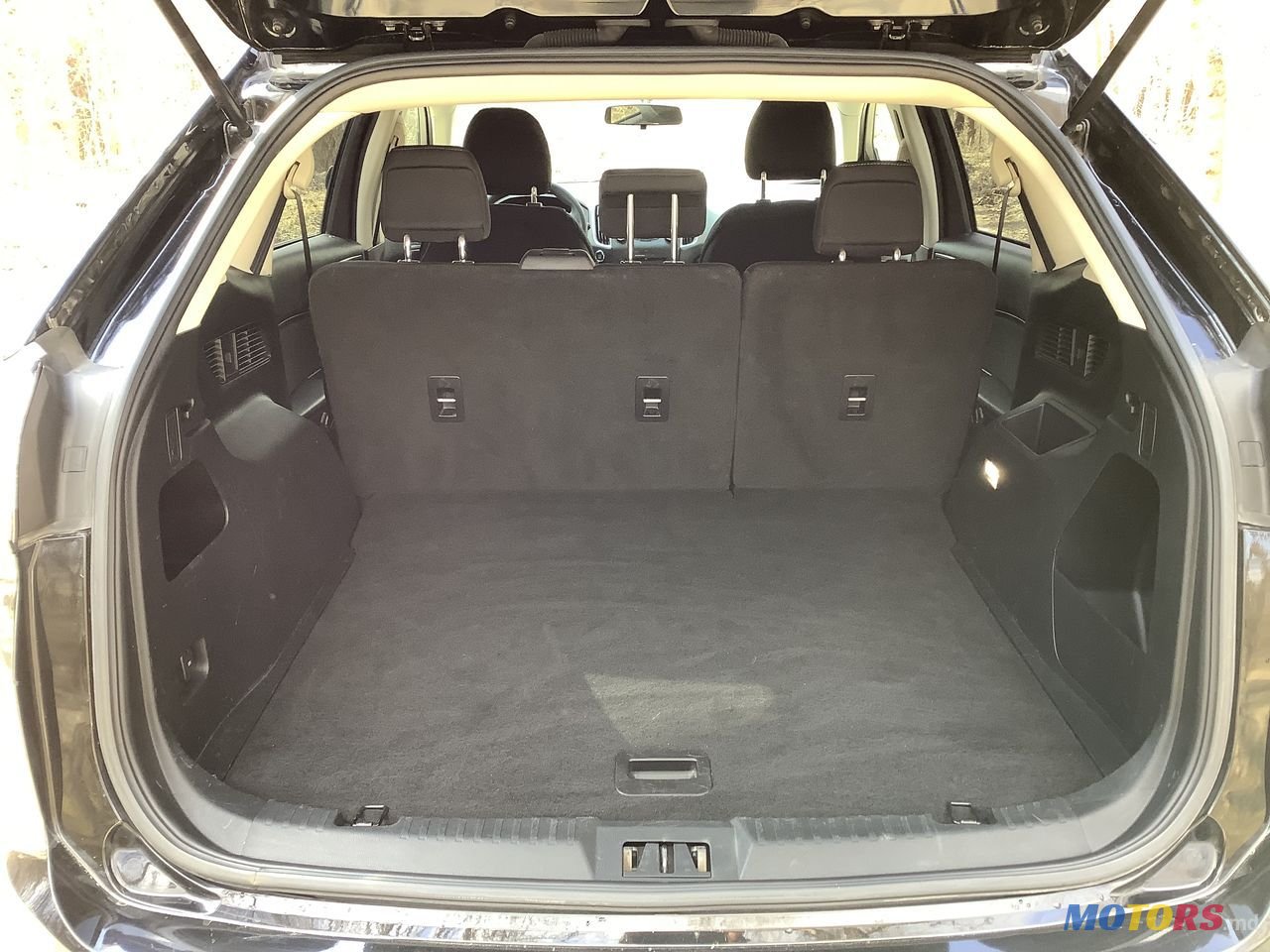 2017' Ford Edge photo #6