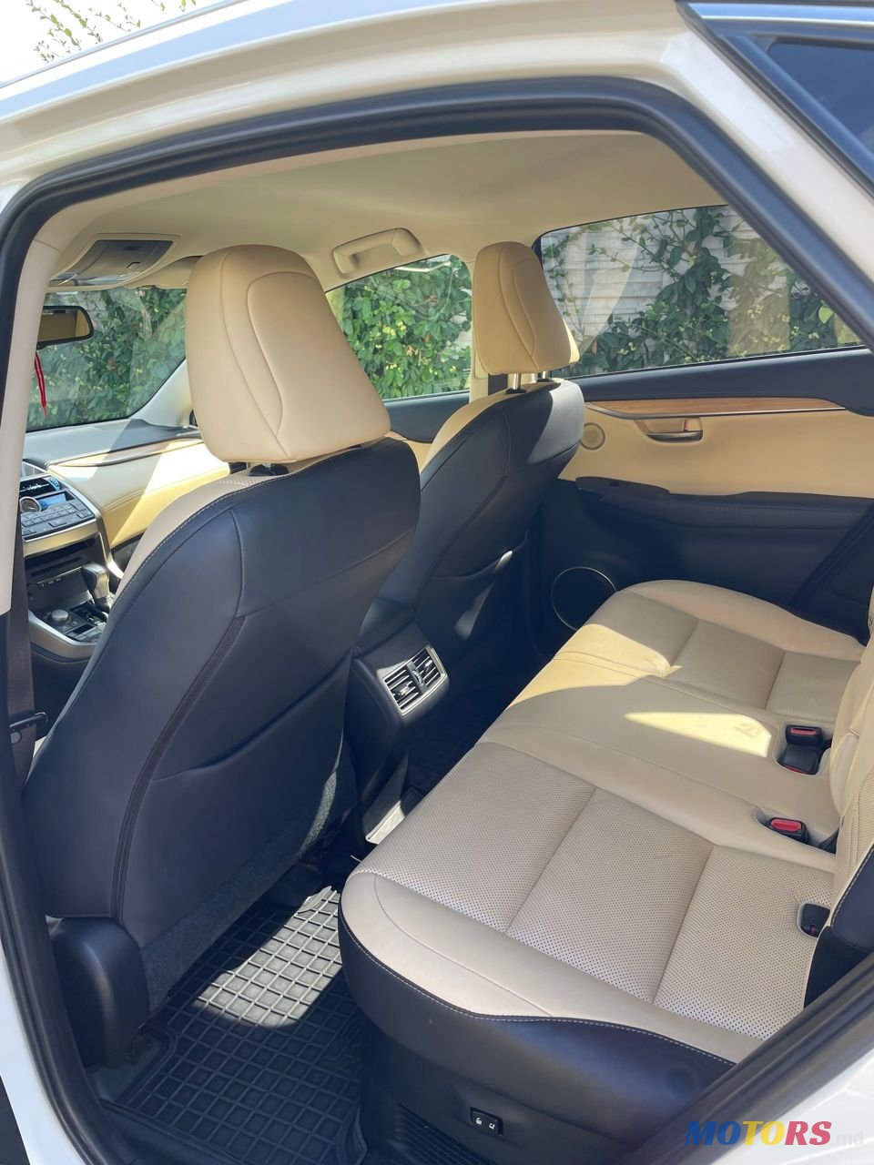 2015' Lexus Nx Series photo #5