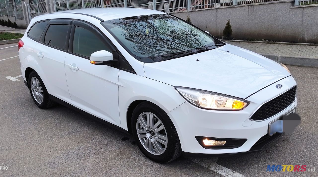 2015' Ford Focus photo #2
