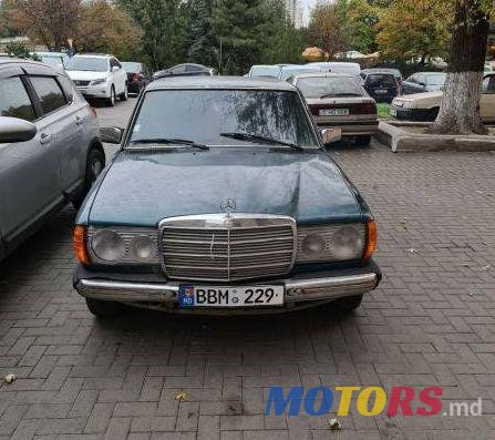 1984' Mercedes-Benz 123 photo #3