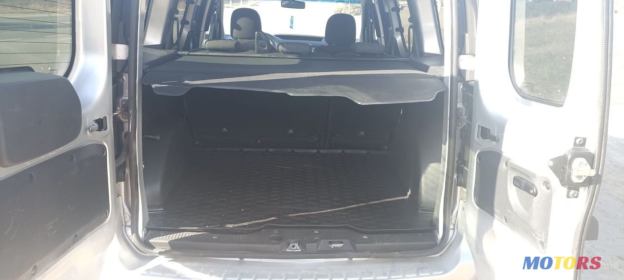 2012' Dacia Dokker photo #6