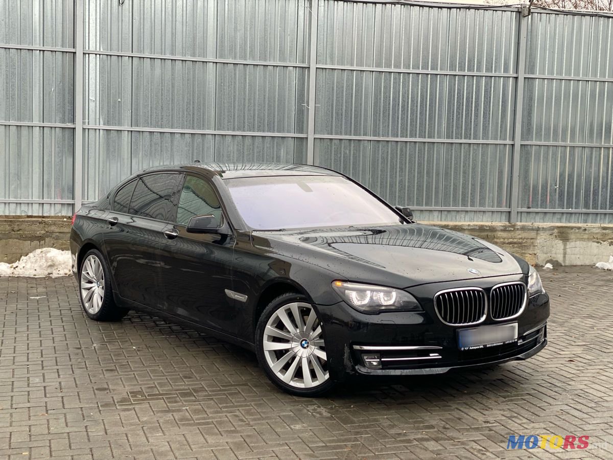 2010' BMW 7 Series photo #1