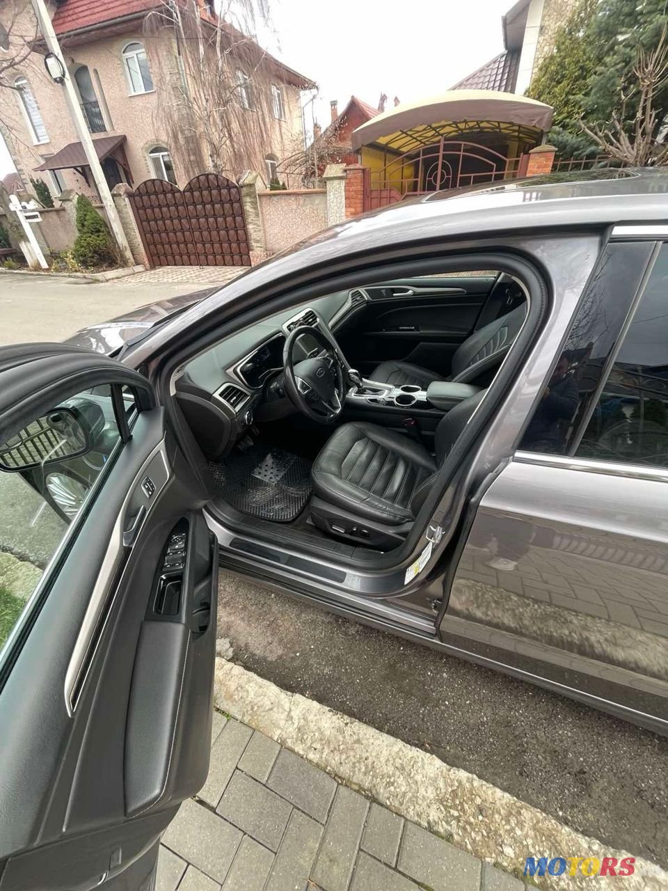 2013' Ford Fusion photo #4