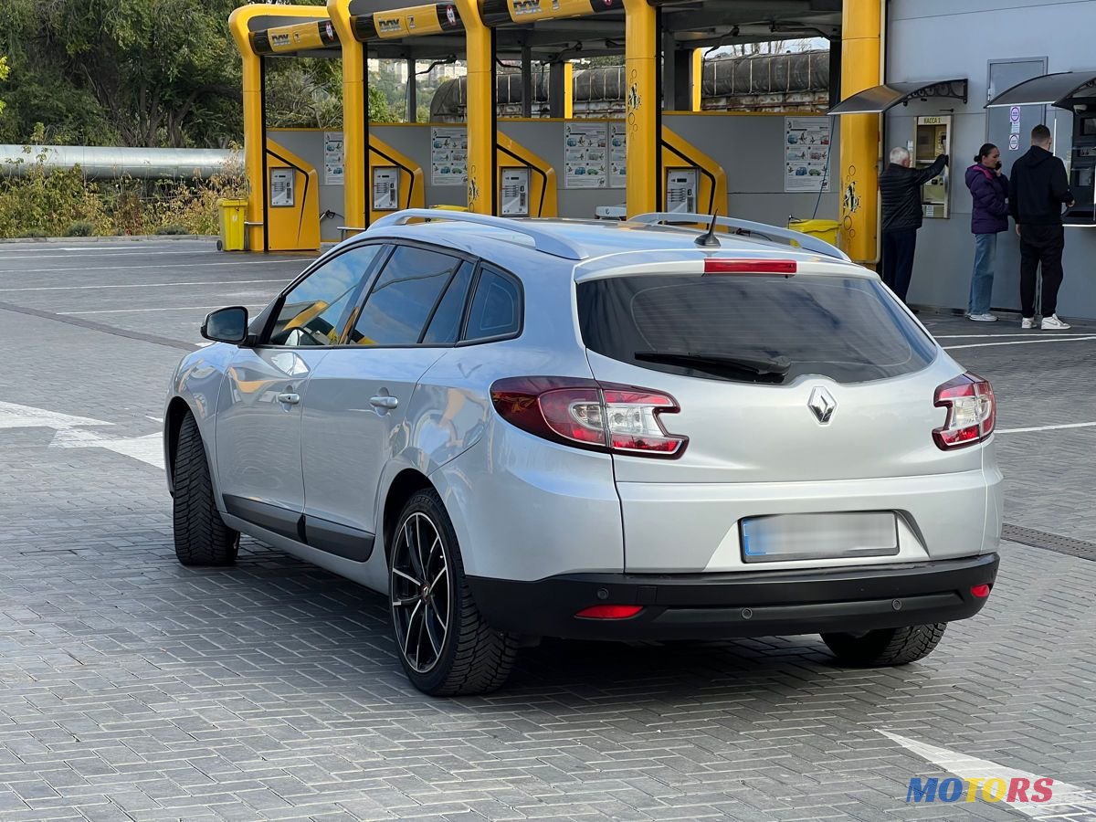 2012' Renault Megane photo #4