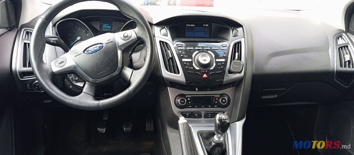 2012' Ford Focus photo #6