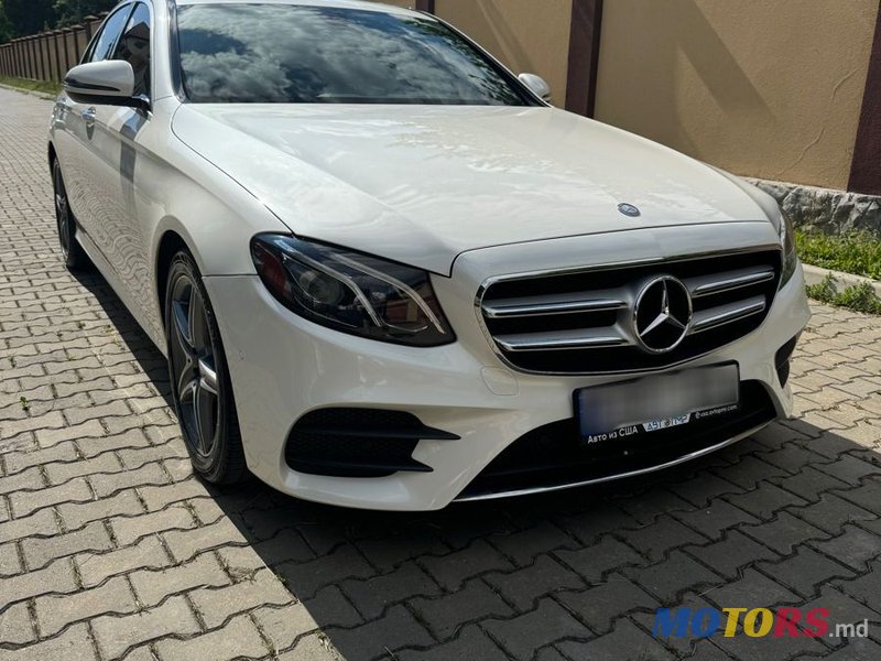 2017' Mercedes-Benz E-Class photo #1