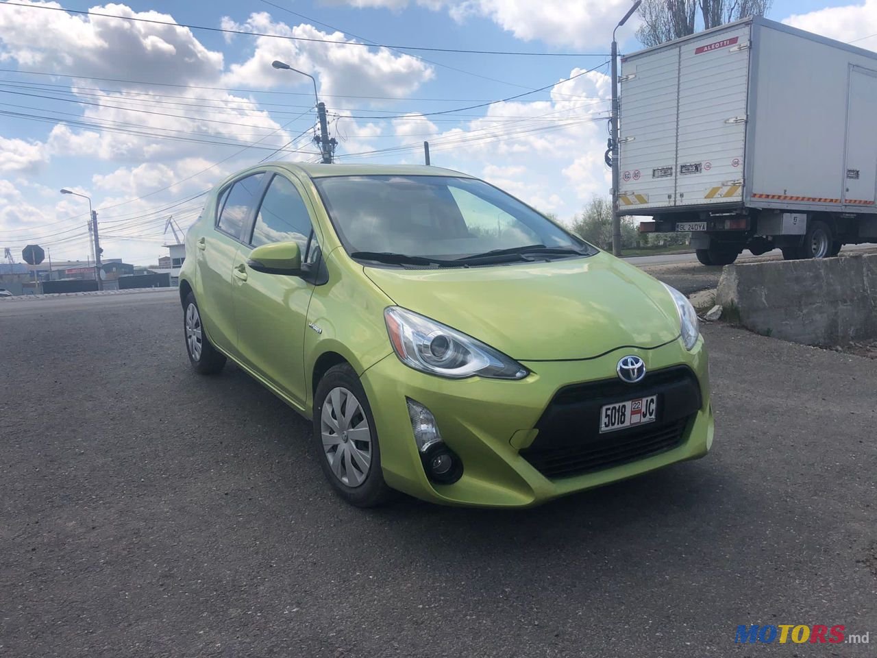 2015' Toyota Prius c photo #1
