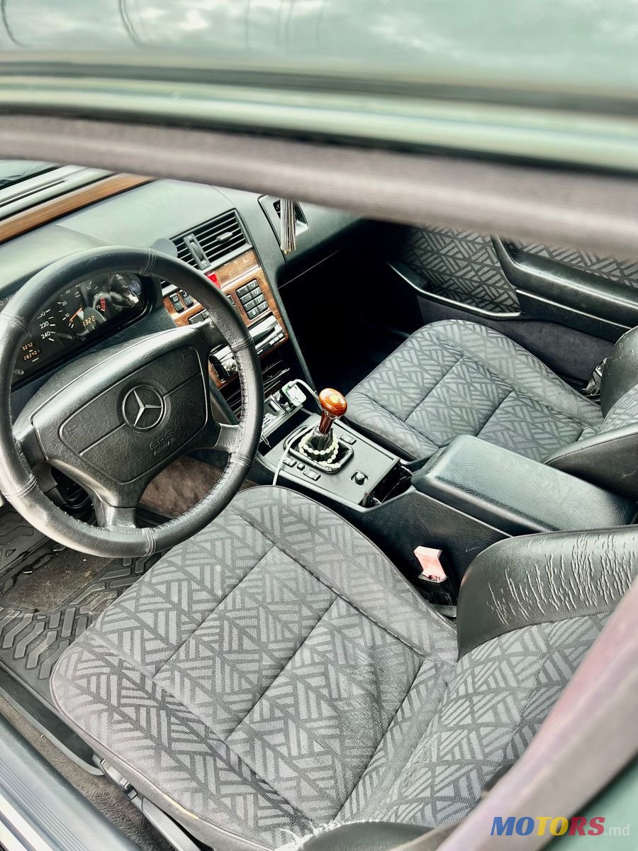 1993' Mercedes-Benz C-Class photo #5
