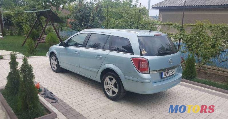 2009' Opel Astra photo #1