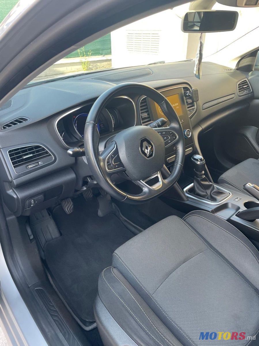 2018' Renault Megane photo #5