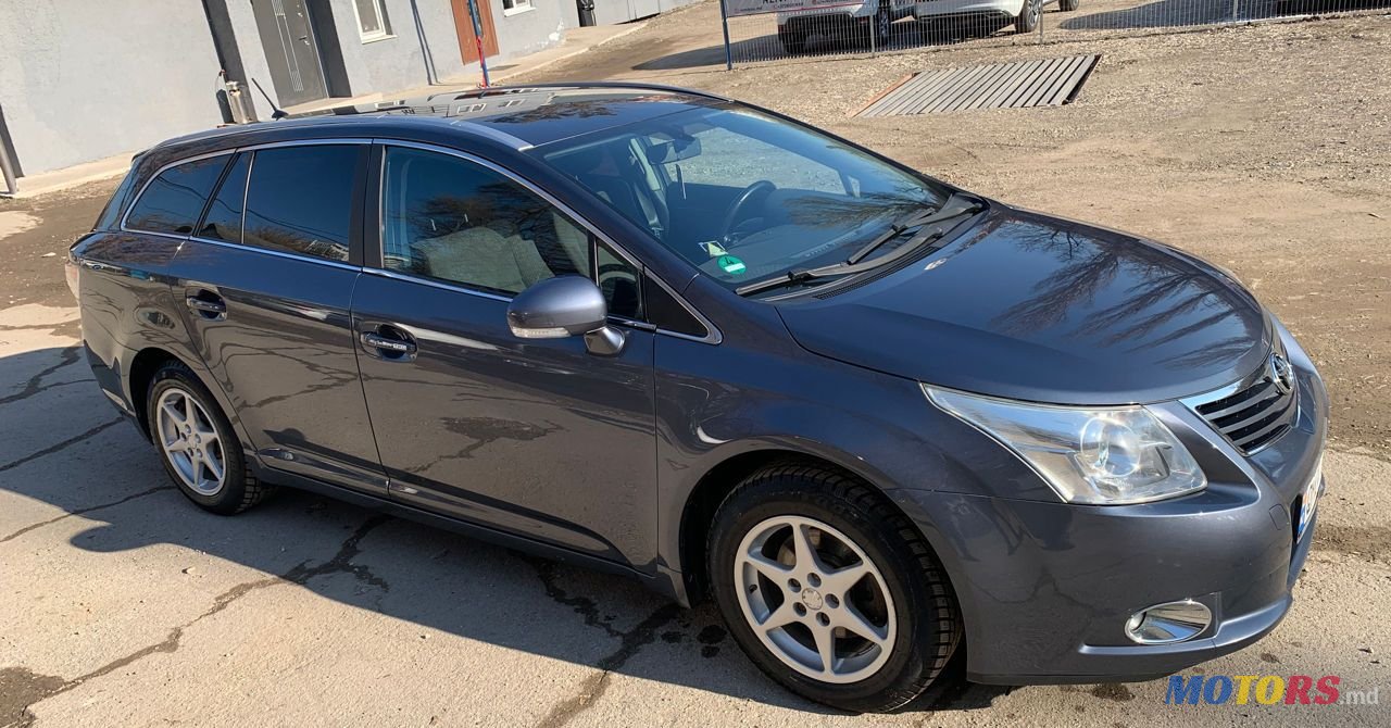 2009' Toyota Avensis photo #5