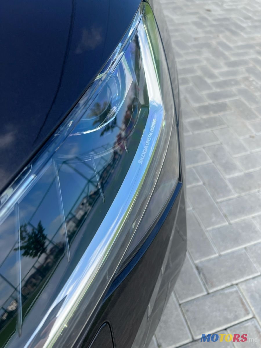 2020' Skoda Superb photo #5