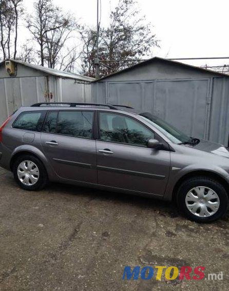 2008' Renault Megane photo #1