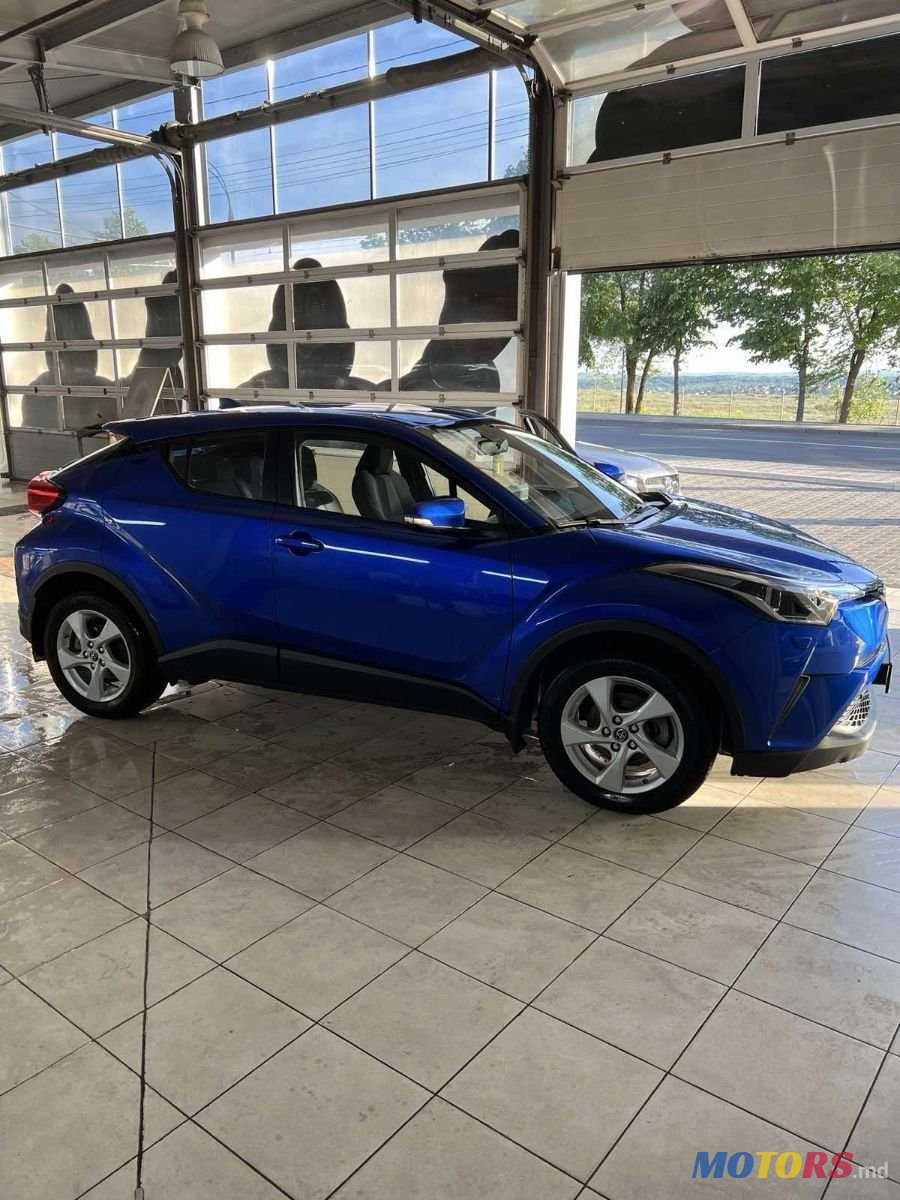 2017' Toyota C-HR photo #1