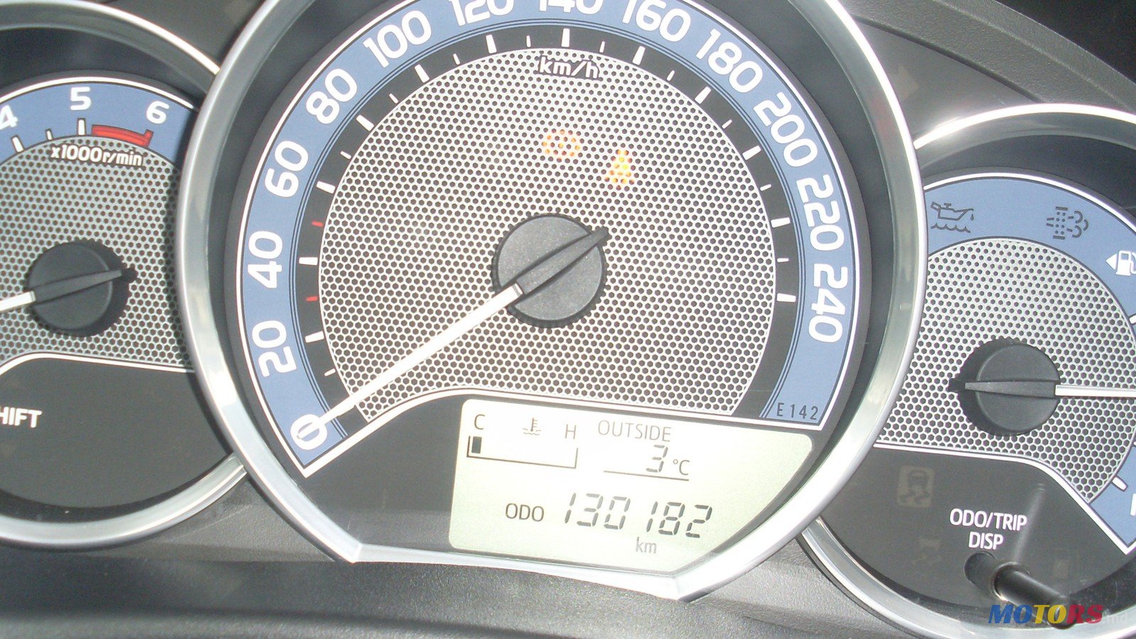 2014' Toyota Auris photo #6