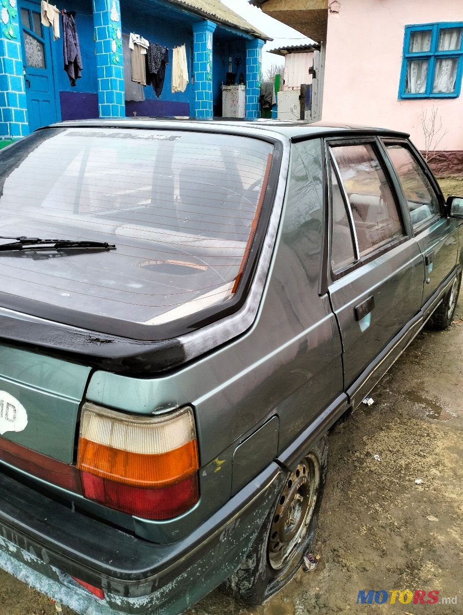 1988' Renault 19 photo #1