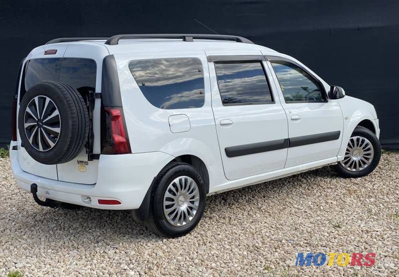 2010' Dacia Logan Mcv photo #2