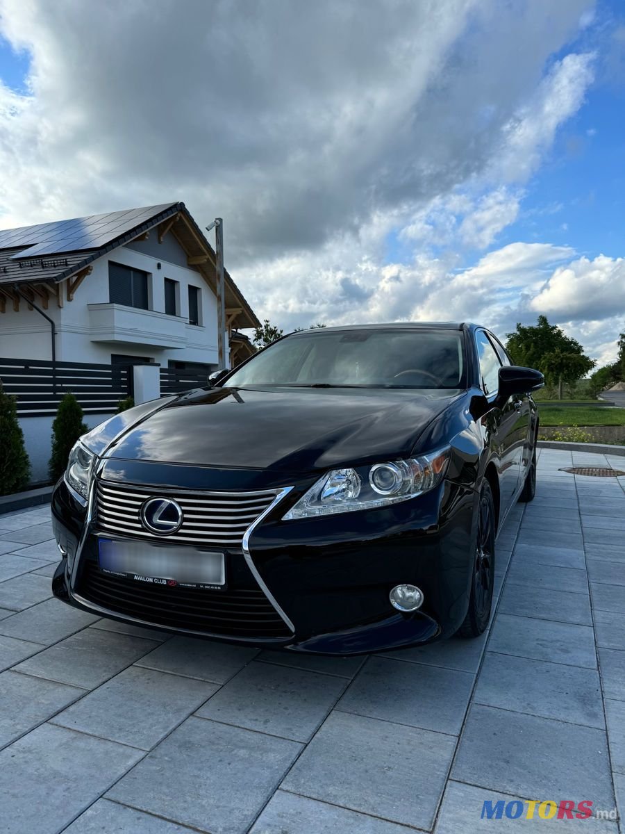 2013' Lexus Es Series photo #3
